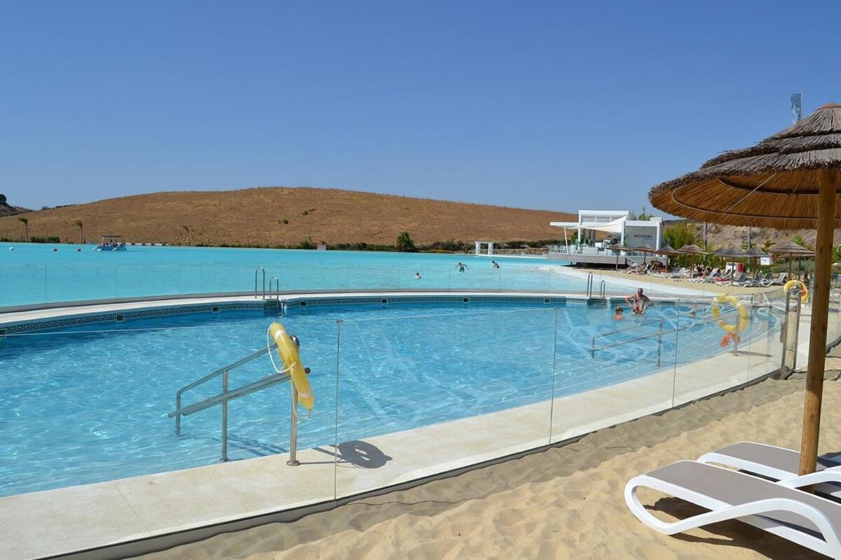 Al-704 - - Alcazaba Lagoon Apartment Estepona