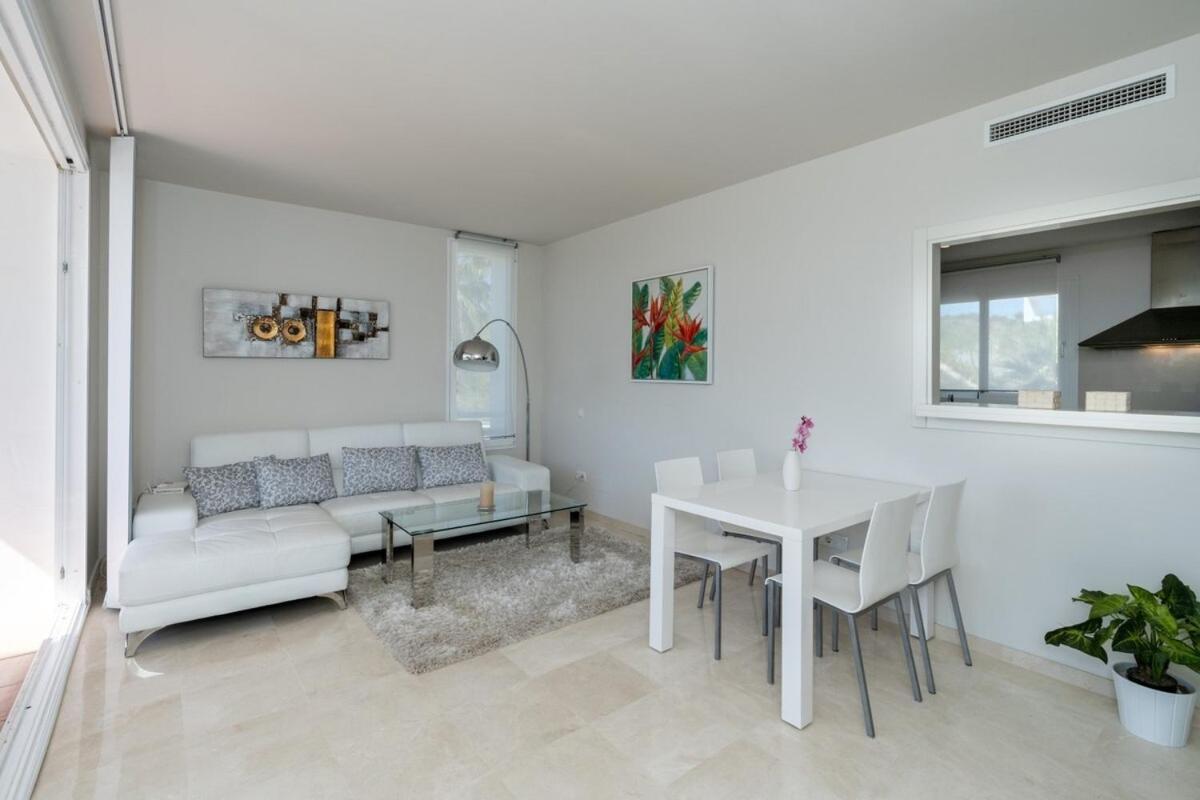 Al-114 - - Alcazaba Lagoon 2 Bed Apartamento