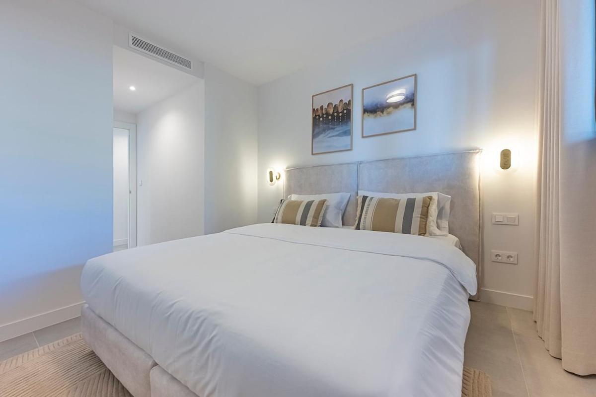 Magnificent 3-bedroom Apartment, Terrace, Sauna And Swimming Pools Apartment