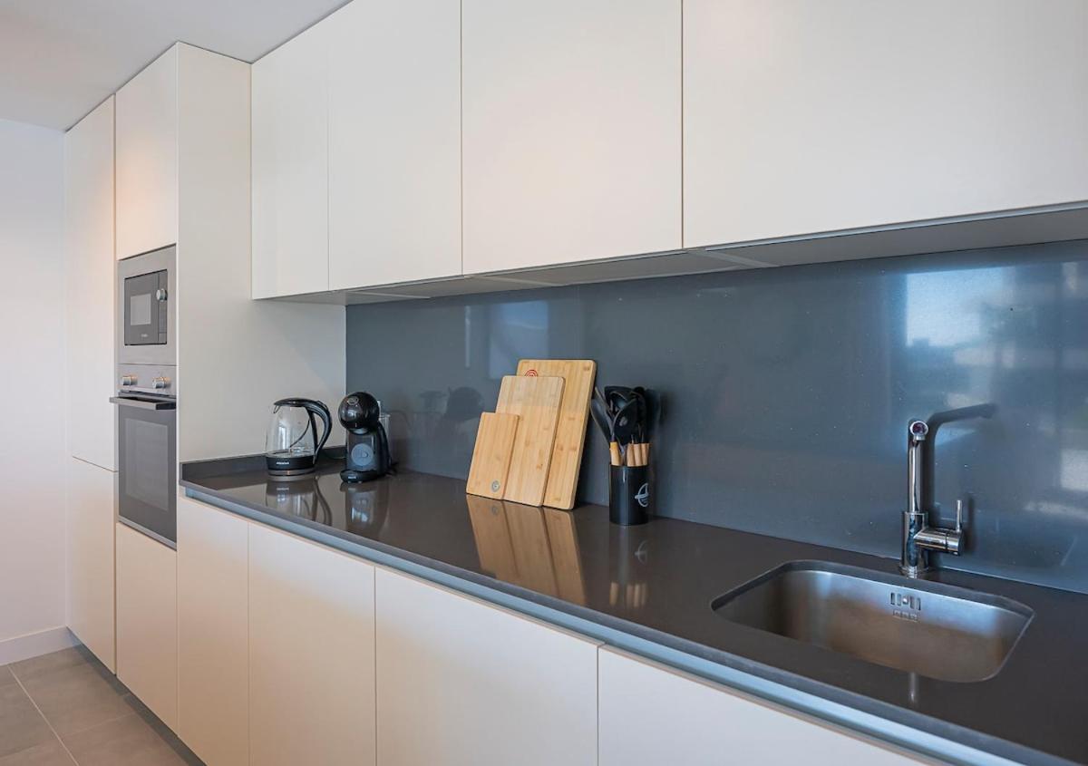 Magnificent 3-bedroom Apartment, Terrace, Sauna And Swimming Pools * Estepona