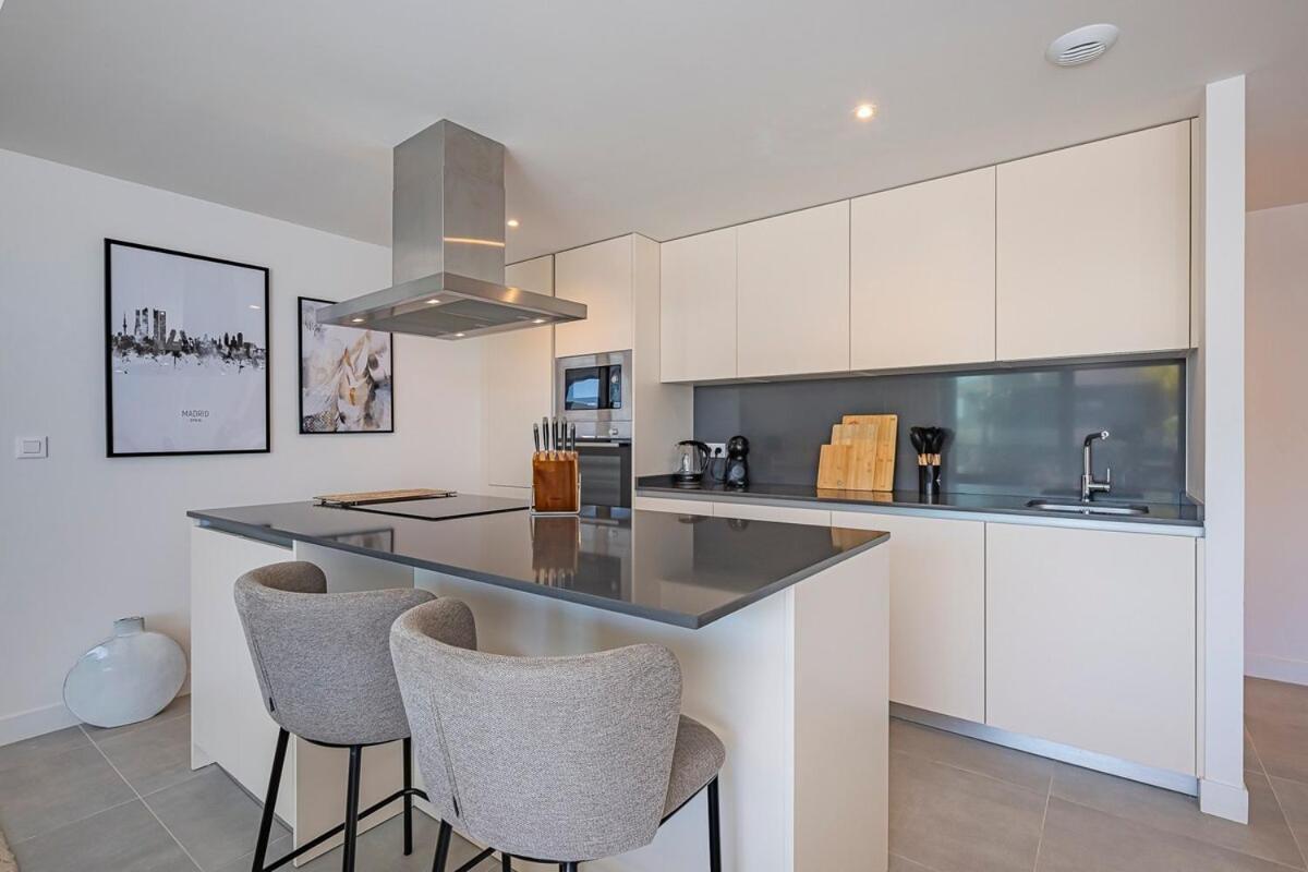 Magnificent 3-bedroom Apartment, Terrace, Sauna And Swimming Pools