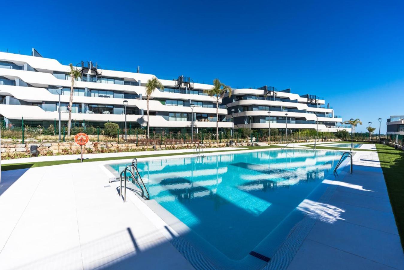 Luxe 6-persoons Met Grote Tuin In Oasis 325 * Estepona