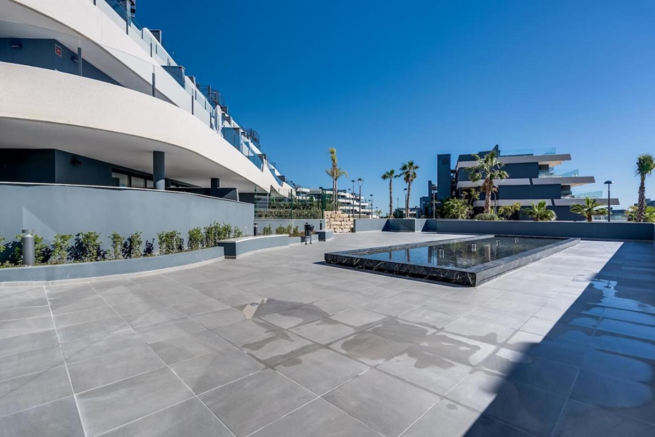 Luxe 6-persoons Met Grote Tuin In Oasis 325 Estepona