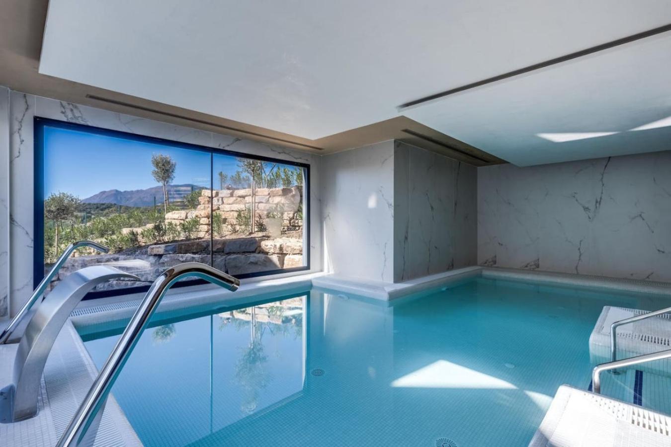 Luxe 6-persoons Met Grote Tuin In Oasis 325