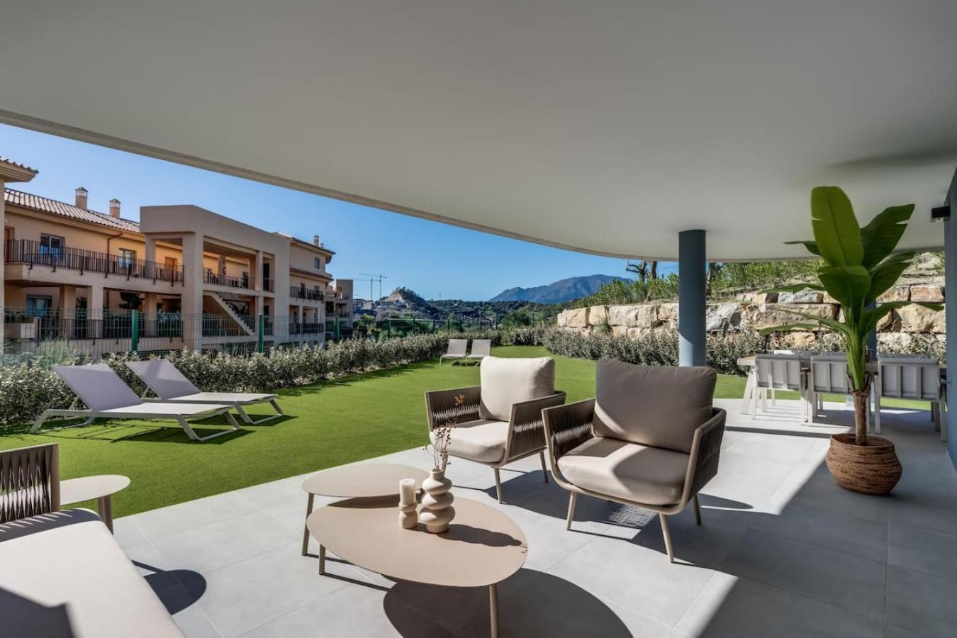 Apartment Luxe 6-persoons Met Grote Tuin In Oasis 325