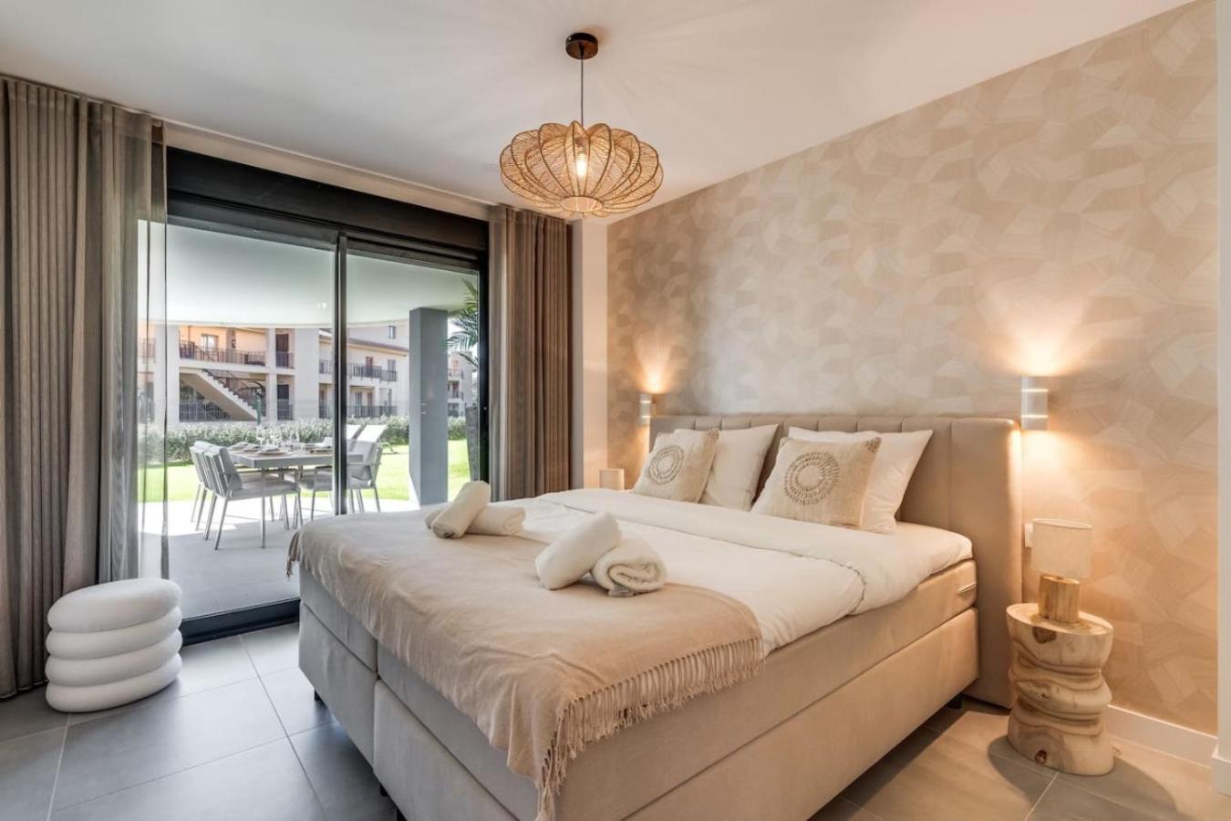 Apartment Luxe 6-persoons Met Grote Tuin In Oasis 325