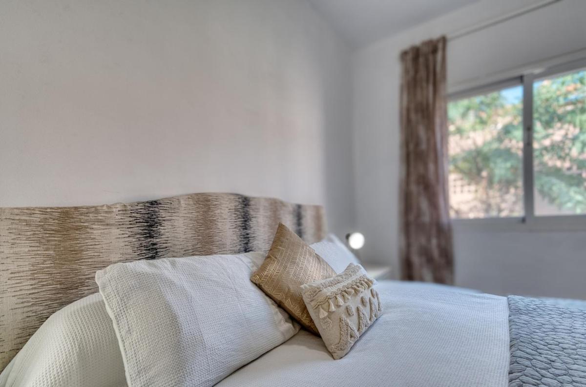 Сasa de vacaciones Playa Azul Beachfront Townhouse Estepona