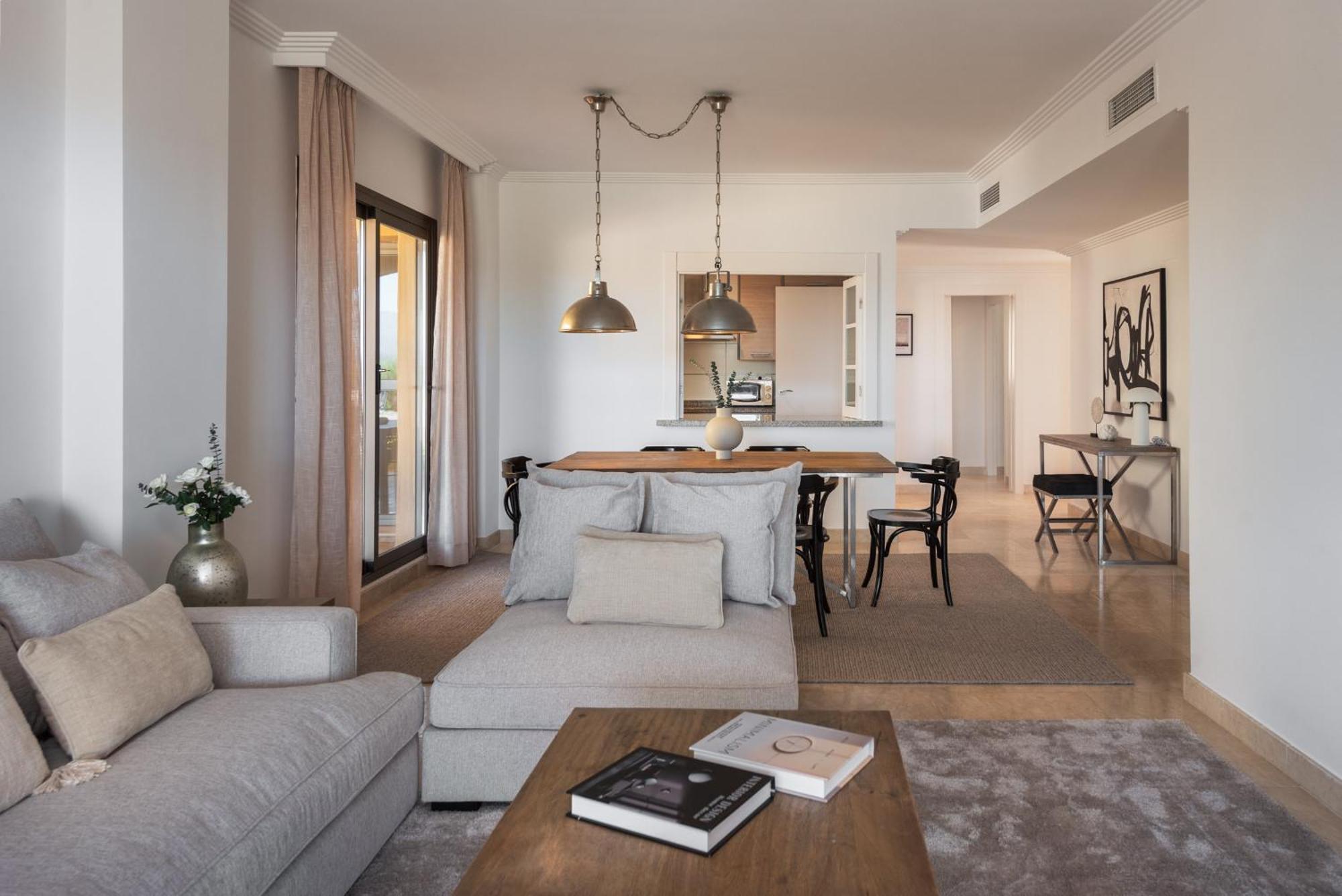 Serene 3-bedroom With Sea And Sunset Views * Estepona