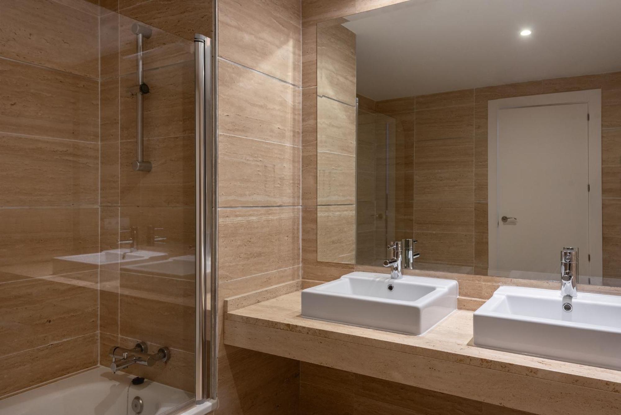 Serene 3-bedroom With Sea And Sunset Views * Estepona