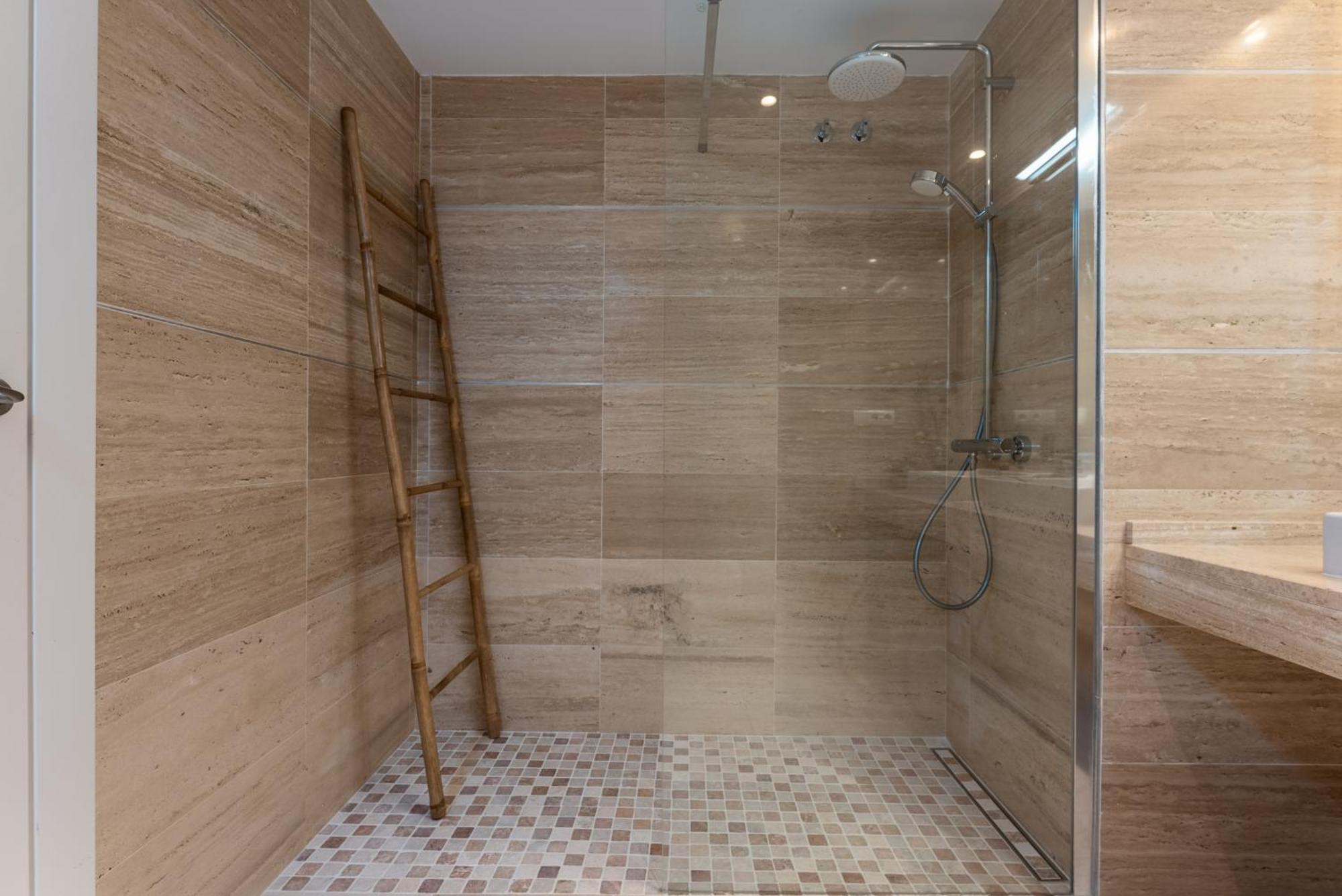 Stunning 3-bedroom Seaview Penthouse Apartamento *