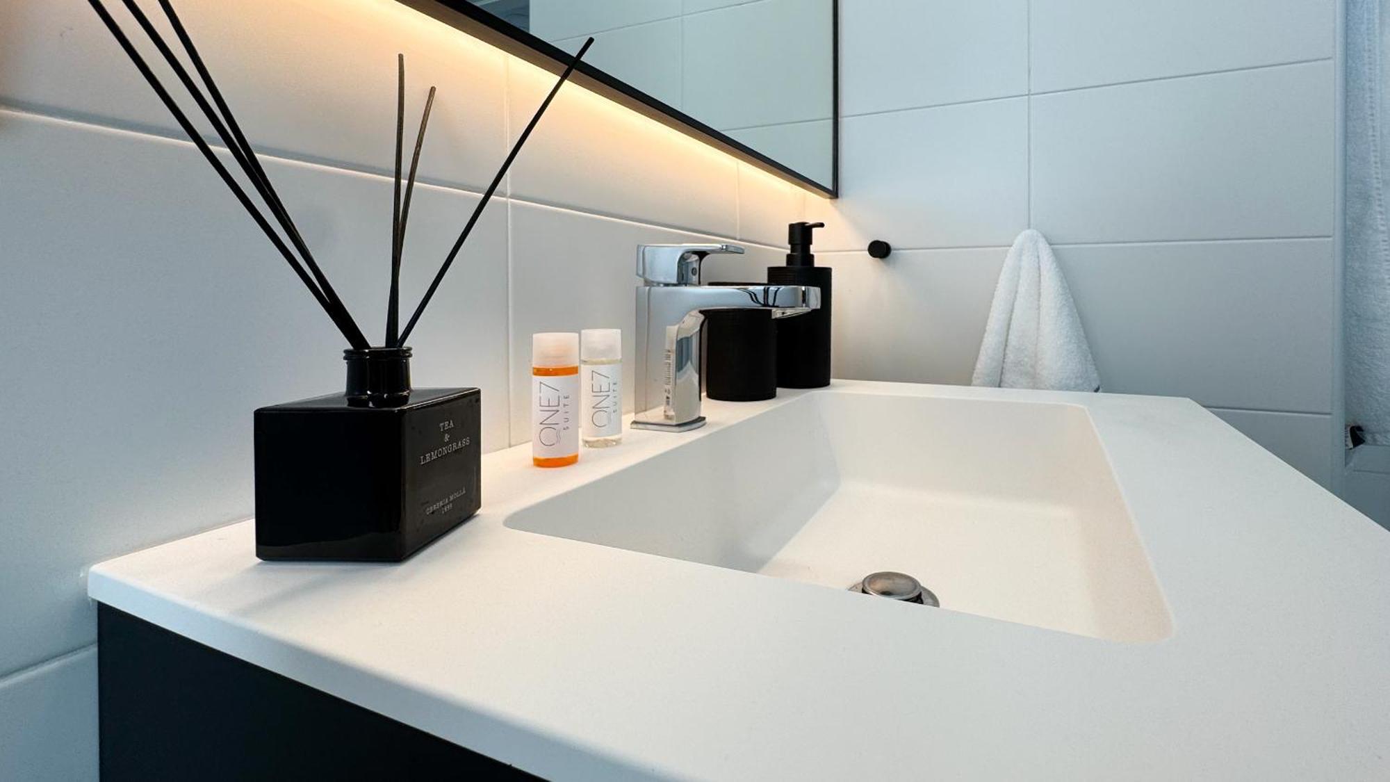 One7 The Sunrise Penthouse