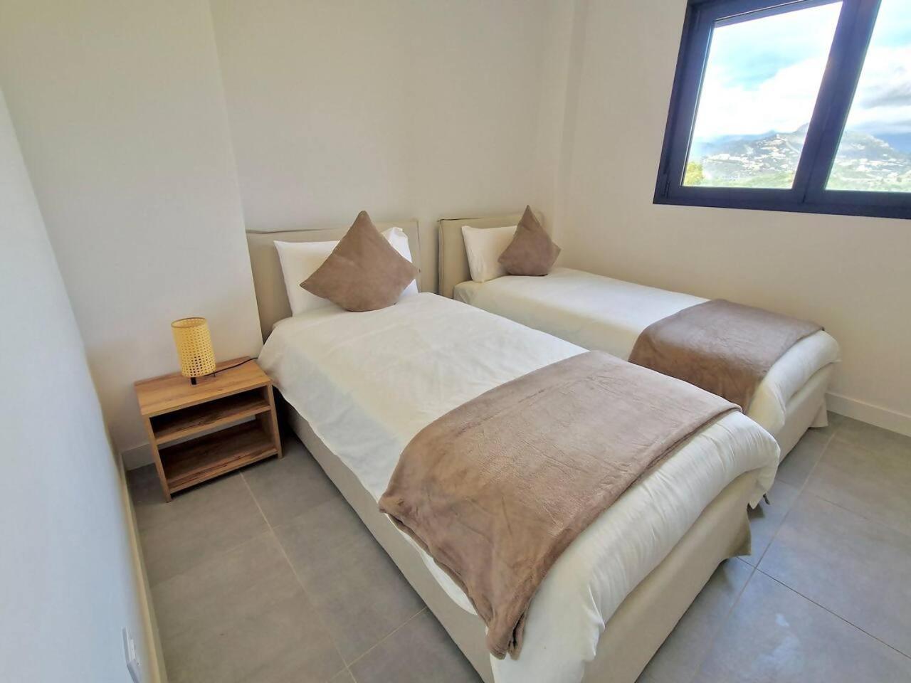 Apartment Sr Oasis 325 2 Bdr Penthouse With Sea View