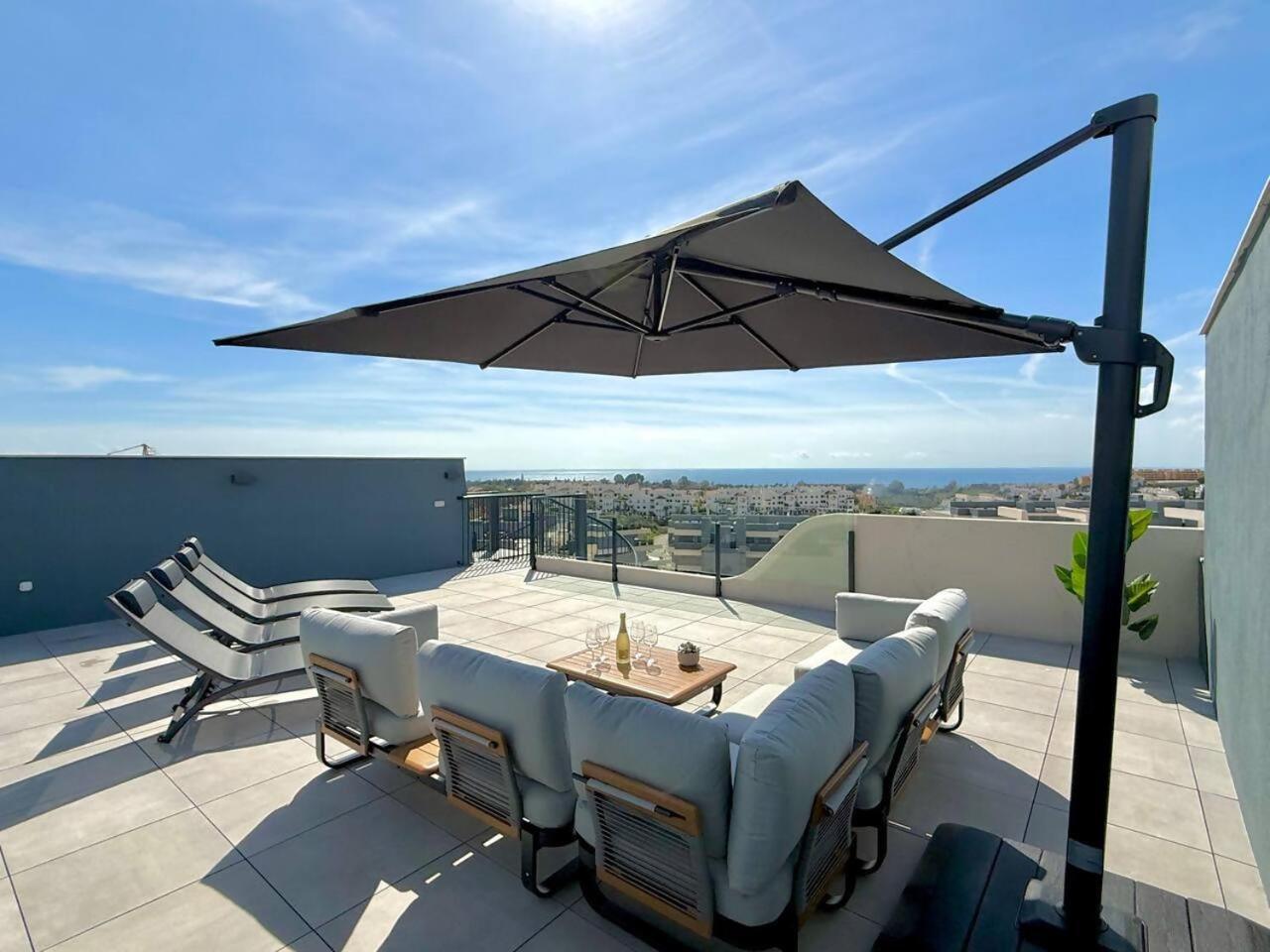 Sr Oasis 325 2 Bdr Penthouse With Sea View Apartment