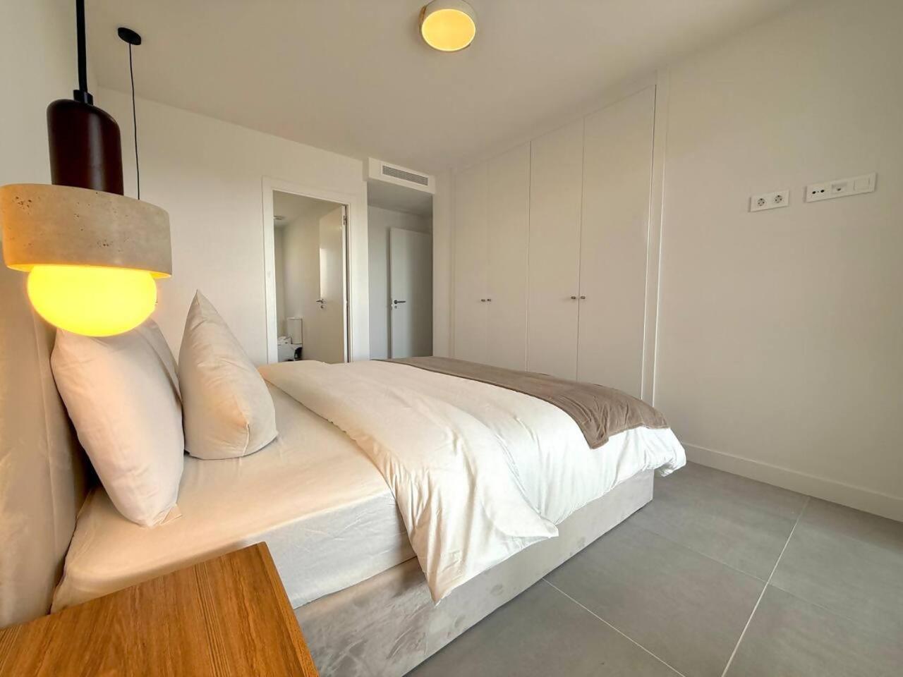 Sr Oasis 325 2 Bdr Penthouse With Sea View