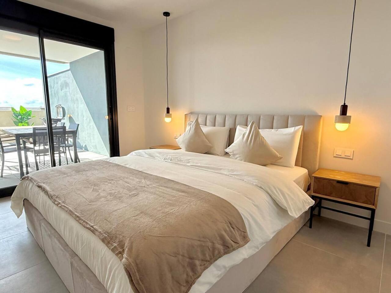 Apartment Sr Oasis 325 2 Bdr Penthouse With Sea View *