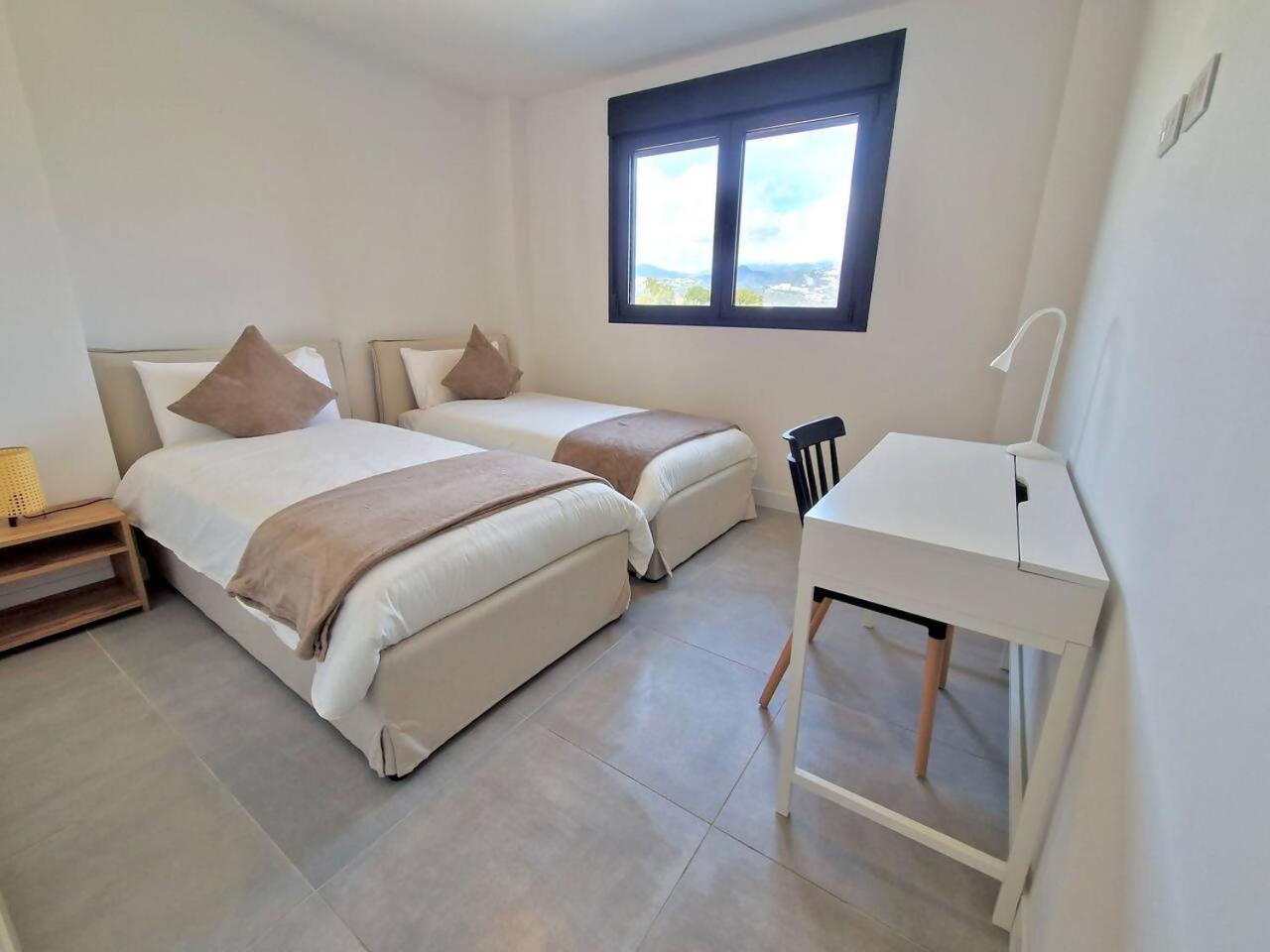 Apartment Sr Oasis 325 2 Bdr Penthouse With Sea View Estepona