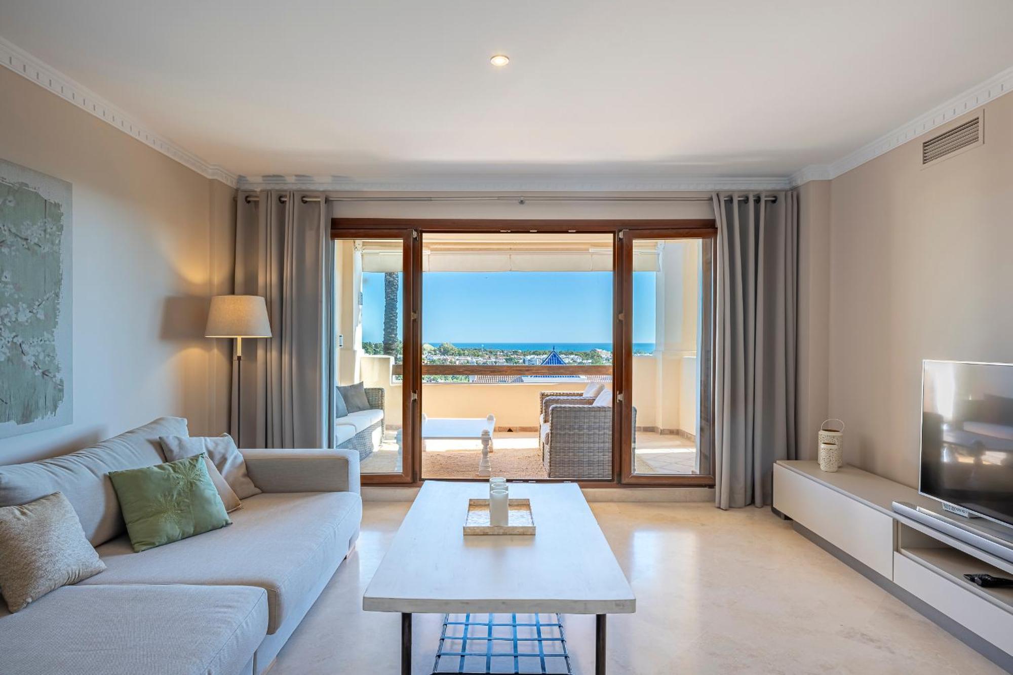 Apartment Sea View El Paraiso