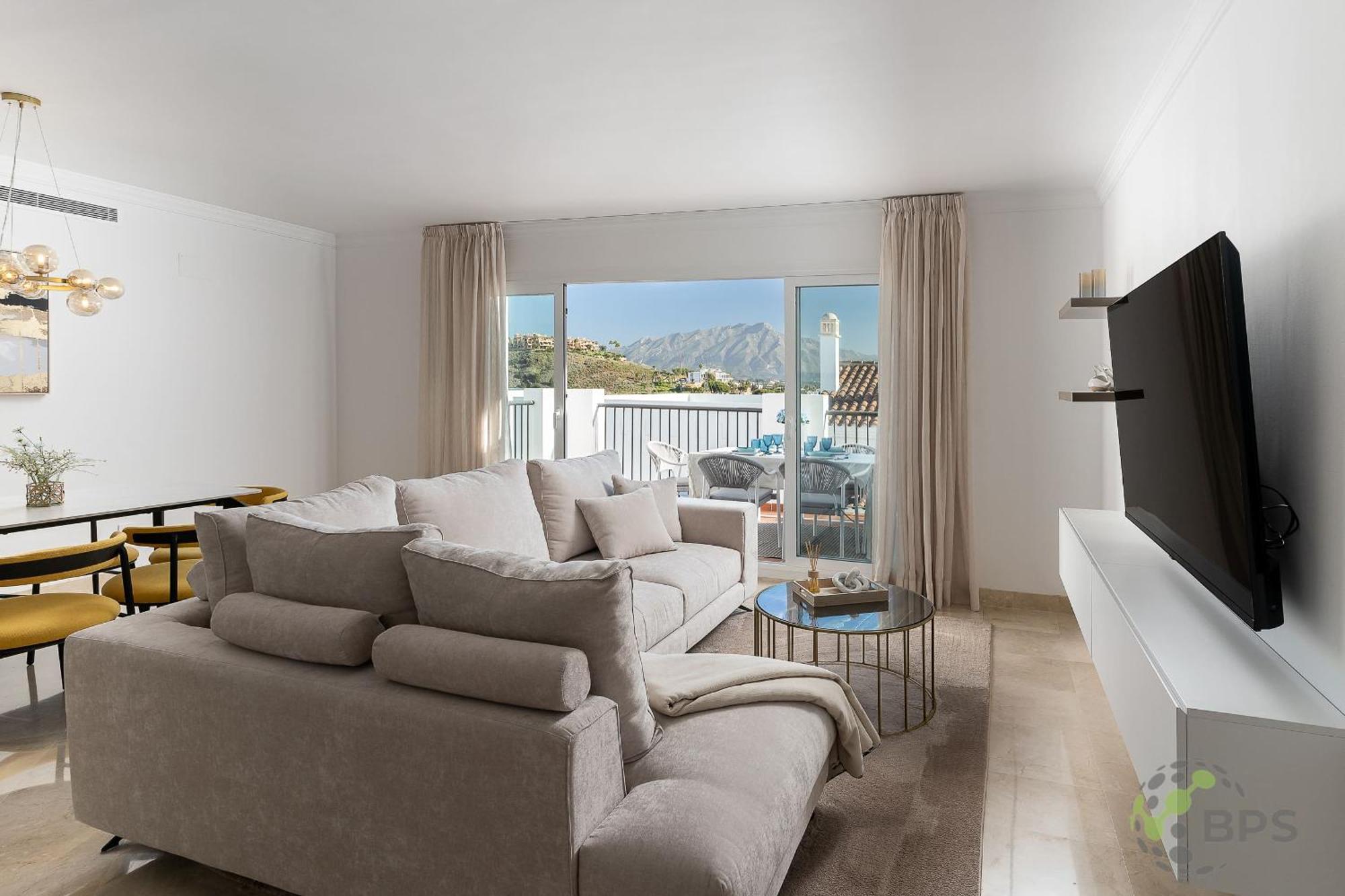 Apartment 3 Beds Penthouse In Paraiso Del Golf 444