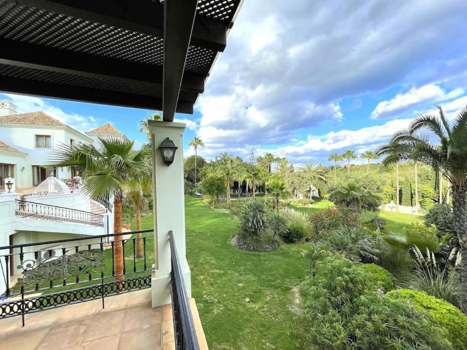 13 Bdrms Rancho Huge Garden Breathtaking Views! *