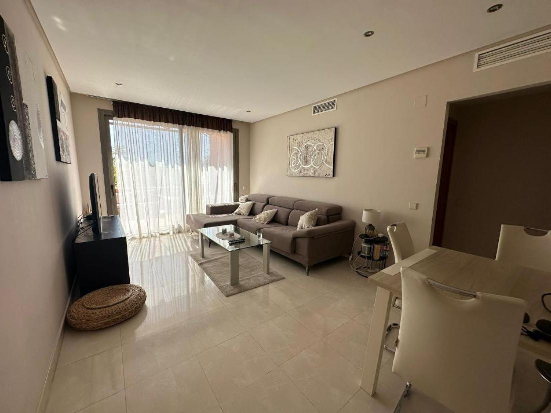 Apartment Sotoserena - Urbanization With Swimming Pools And Gym *