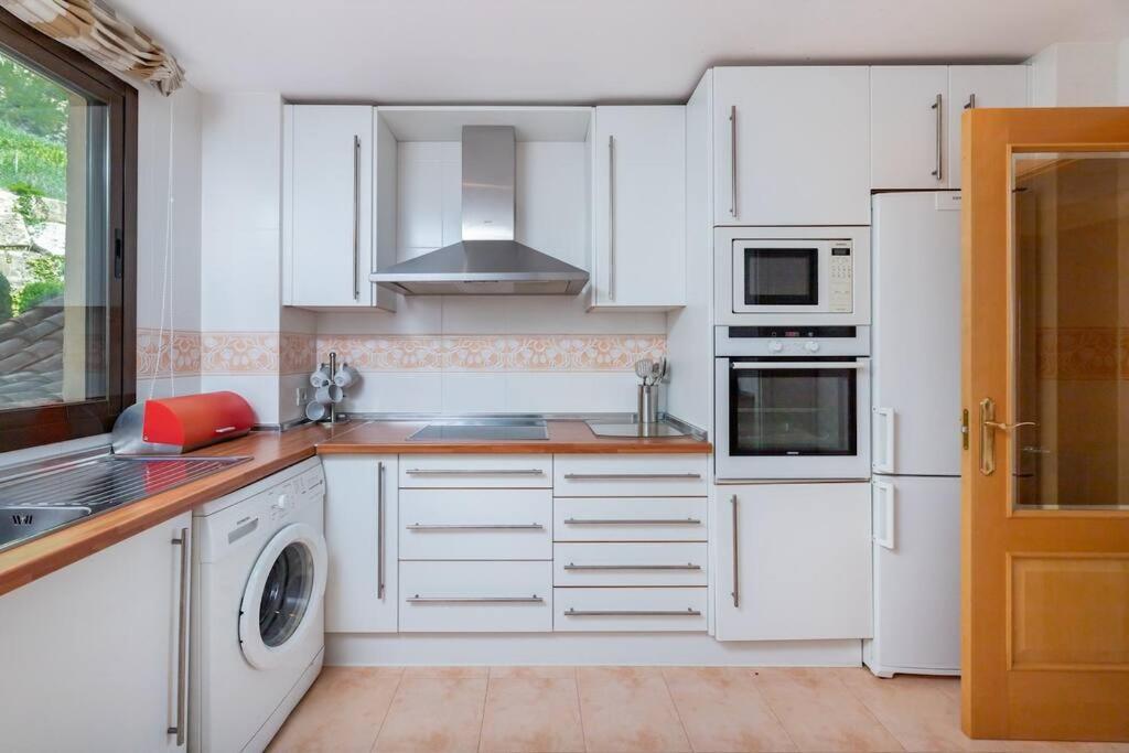 Spacious With Views, Pools + Rdr346 Apartment Estepona