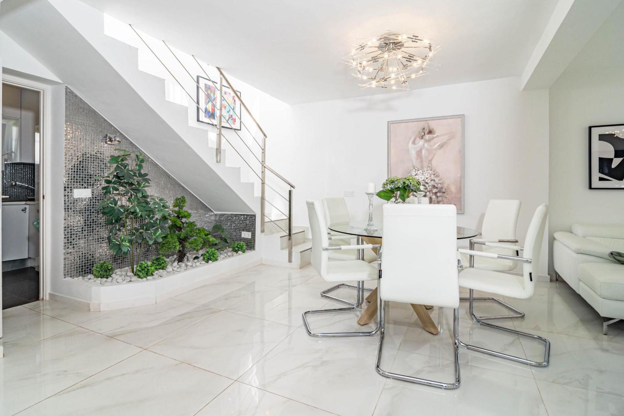 Ben32- Townhouse, By Roomservice * Estepona