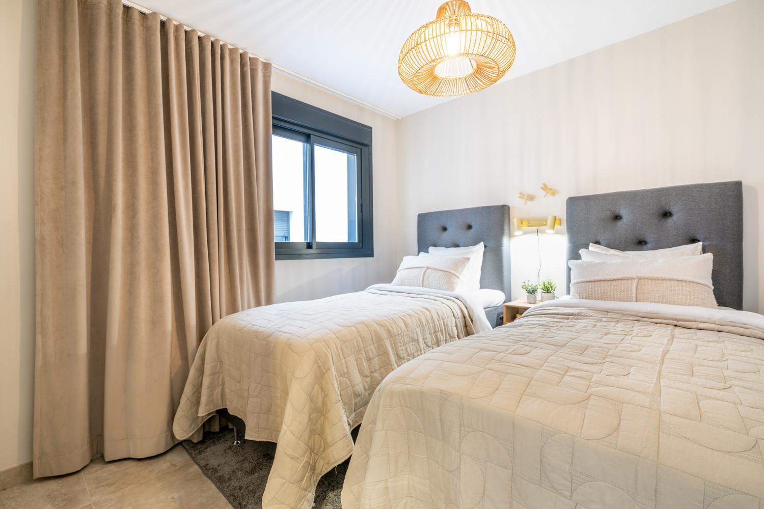 Apartment Inf34i - Modern & Bright