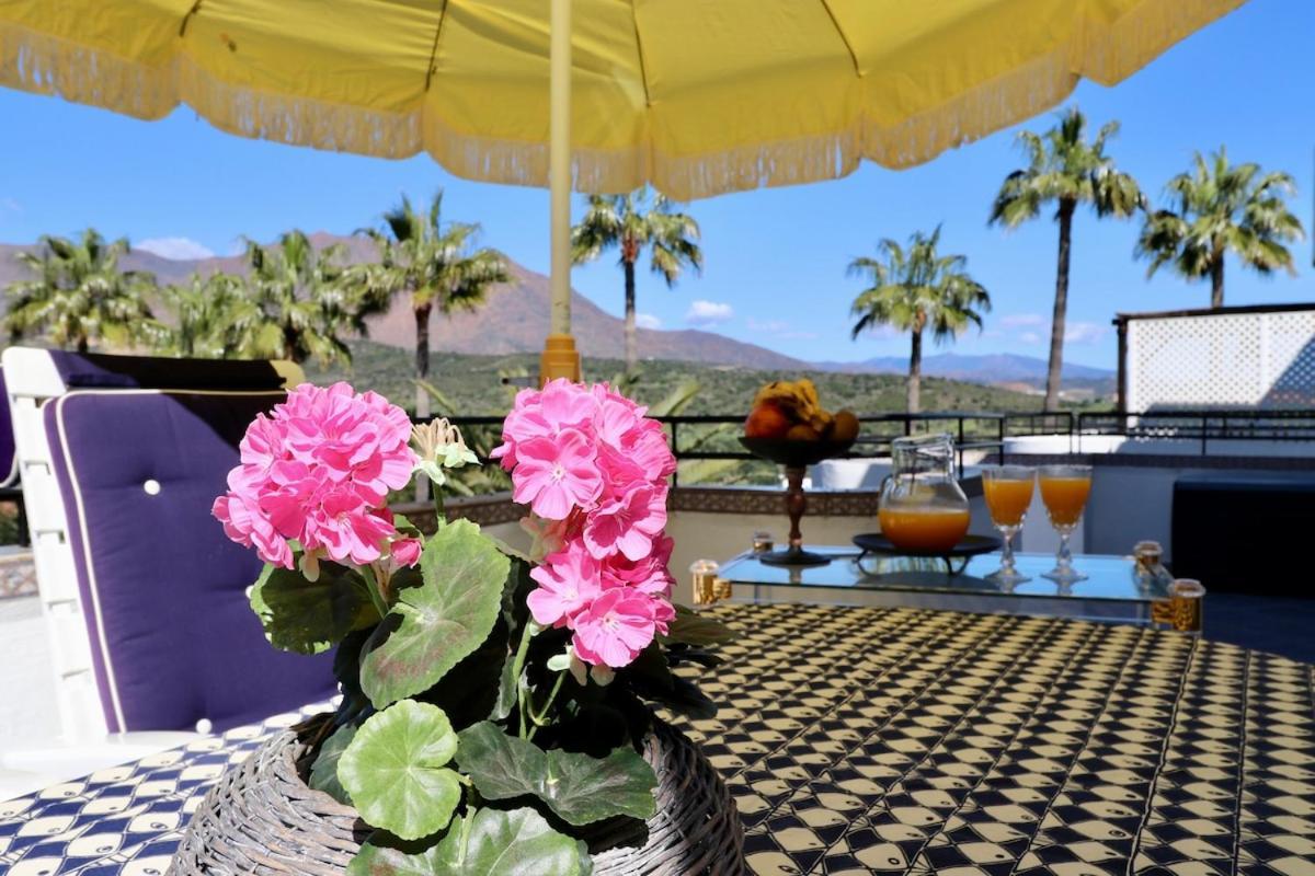 Apartment Golf Resort, Pool, Bbq, Massive Sunny Terrace With Mountain Views
