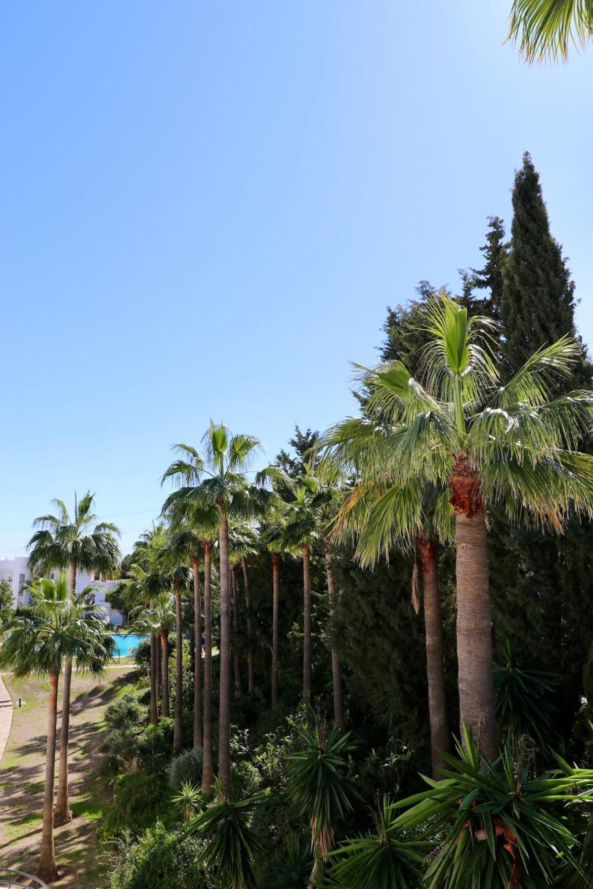 Golf Resort, Pool, Bbq, Massive Sunny Terrace With Mountain Views *