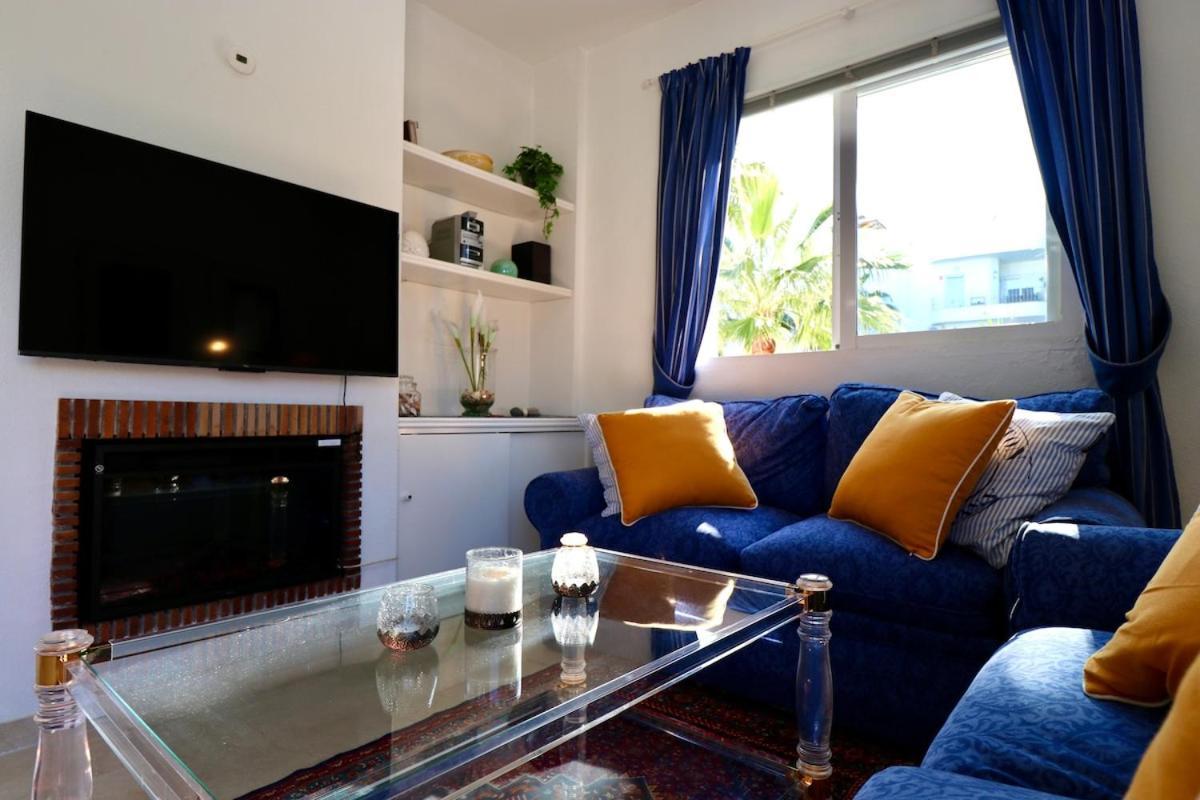 Apartment Golf Resort, Pool, Bbq, Massive Sunny Terrace With Mountain Views