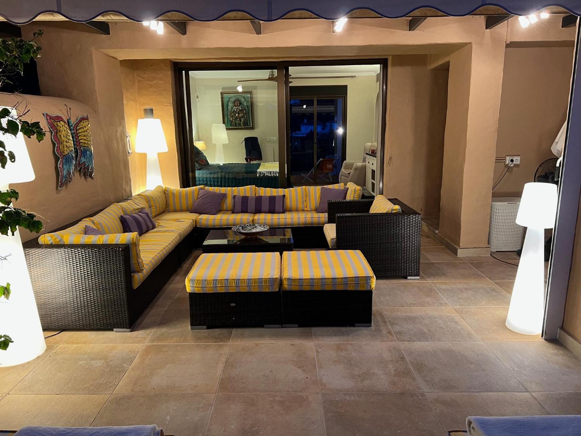 Apartment Marbella Luxueux Duplex 3 Ch.- 3 Bains - 155 M² + 100 M² Terrasses Estepona