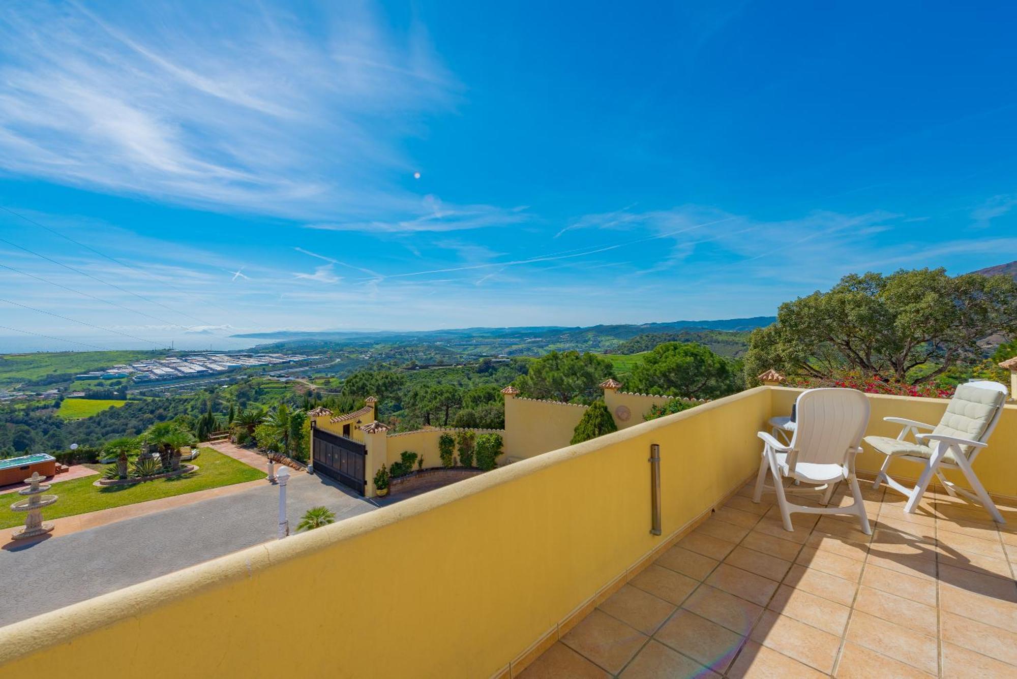 Roca Penthouse