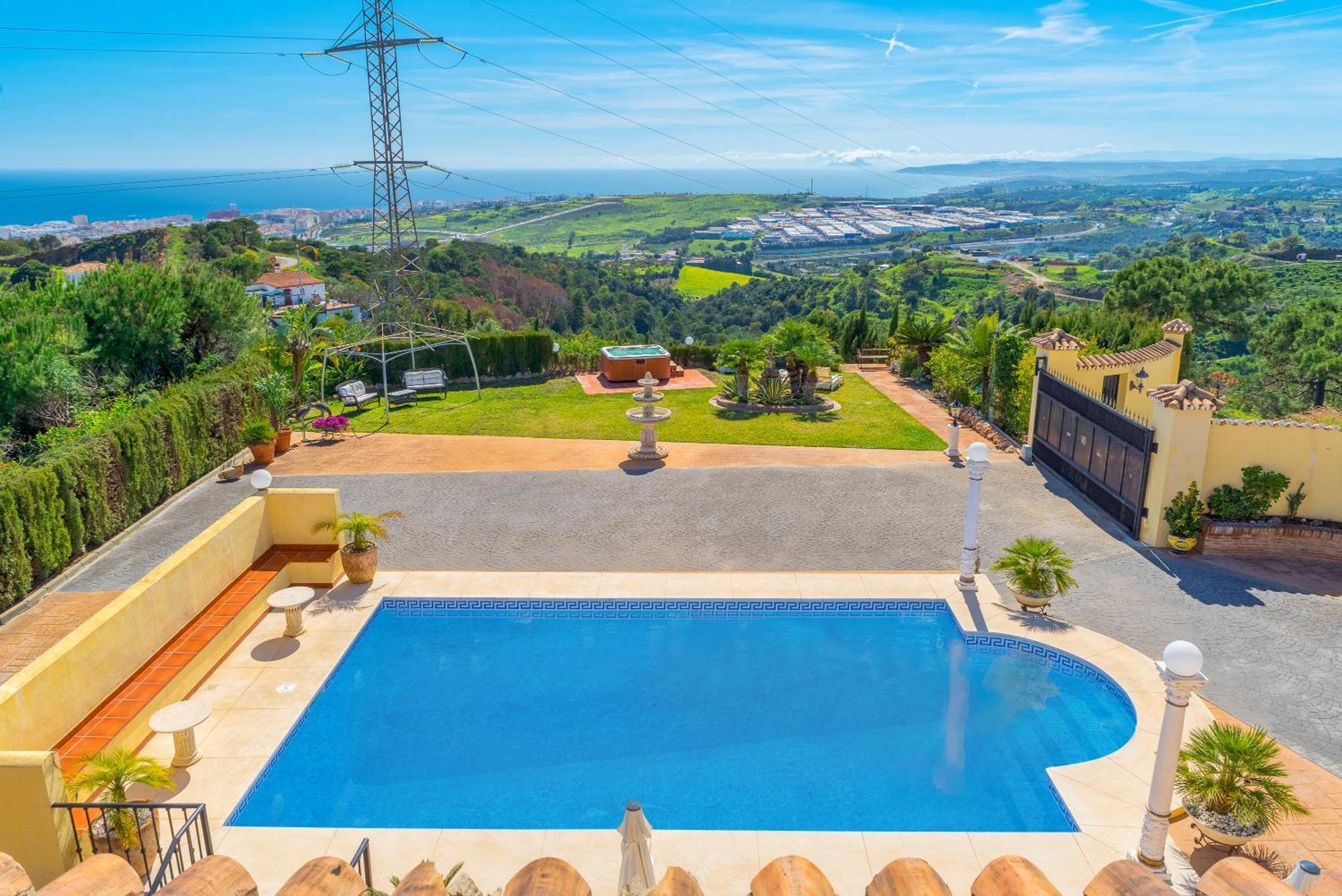 Roca Penthouse