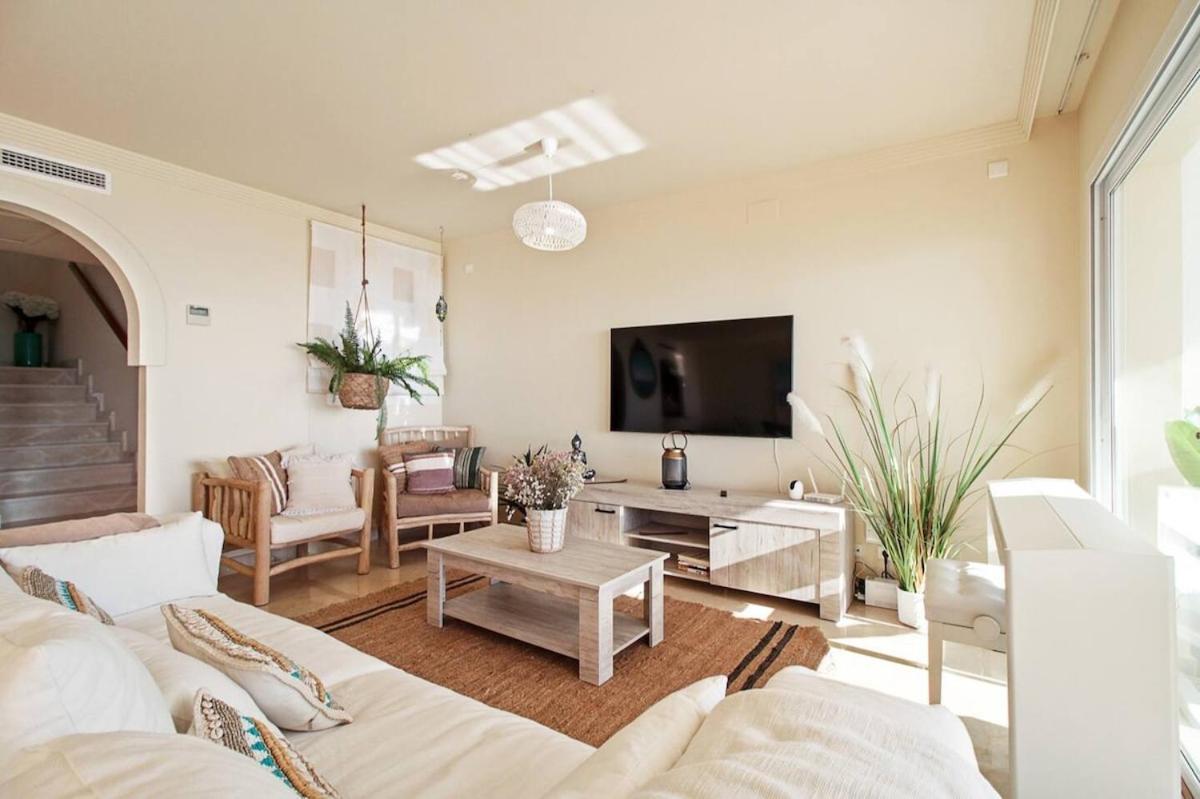 Apartamento Large Beachfront Estepona
