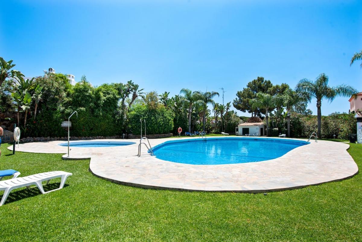Sun Terrace Apartment Estepona