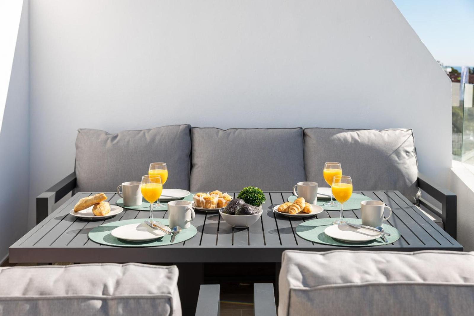 One 80 By Alfresco