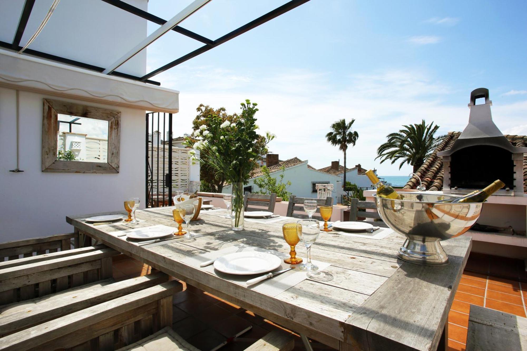 Holiday home Beachfront Townhouse With Spectacular Seaview Estepona