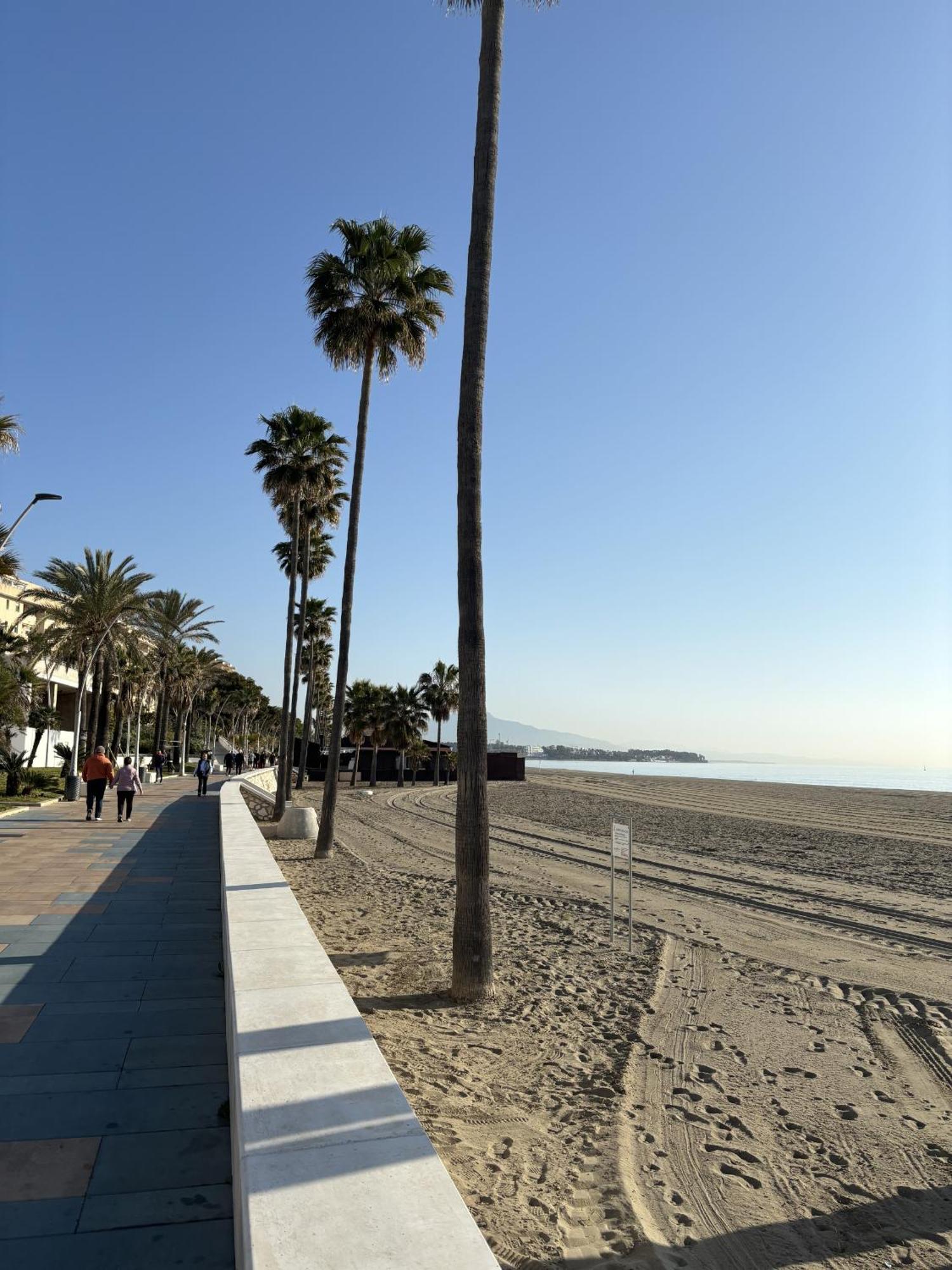 Sb311g - Modern & Well Connected 2 Bed Estepona