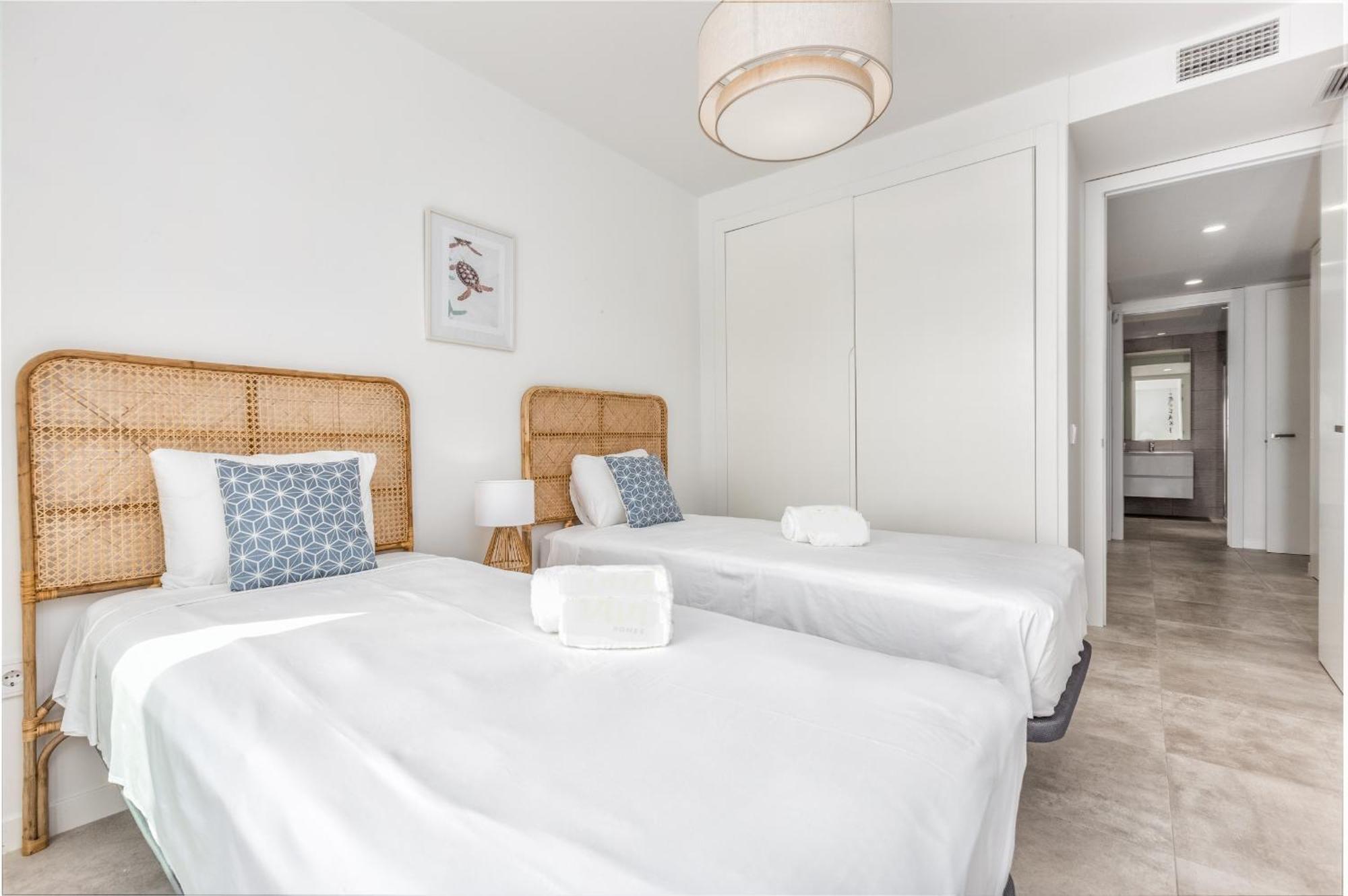 Apartment Sb311g - Modern & Well Connected 2 Bed *
