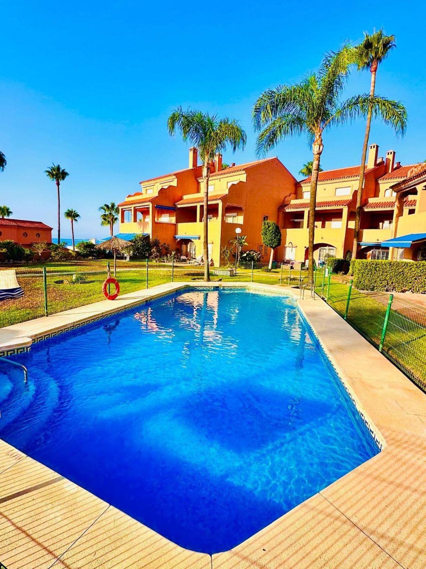 Seaview Pool Garden Kingbed Acbeach Freep Apartment