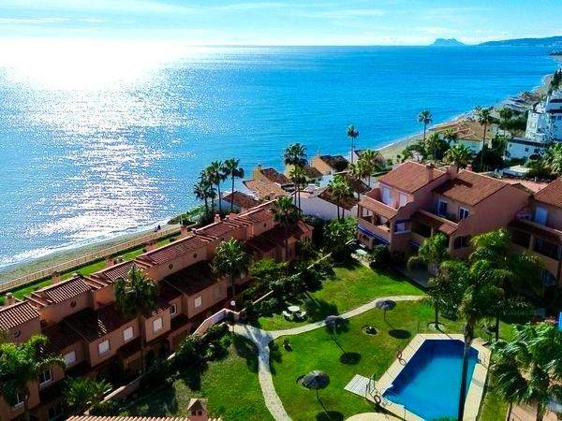 Seaview Pool Garden Kingbed Acbeach Freep Apartment