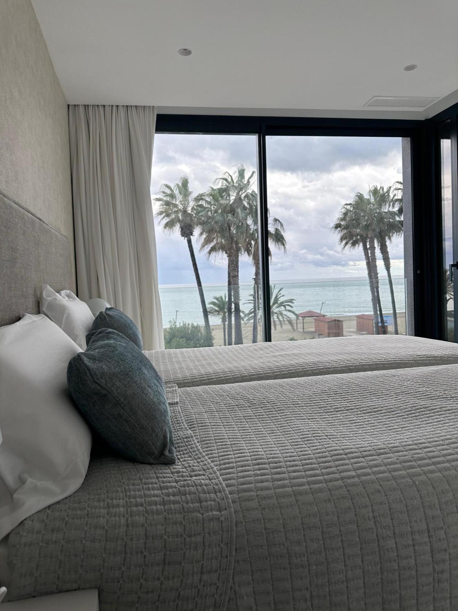 Laviu 2b By Croma * Estepona