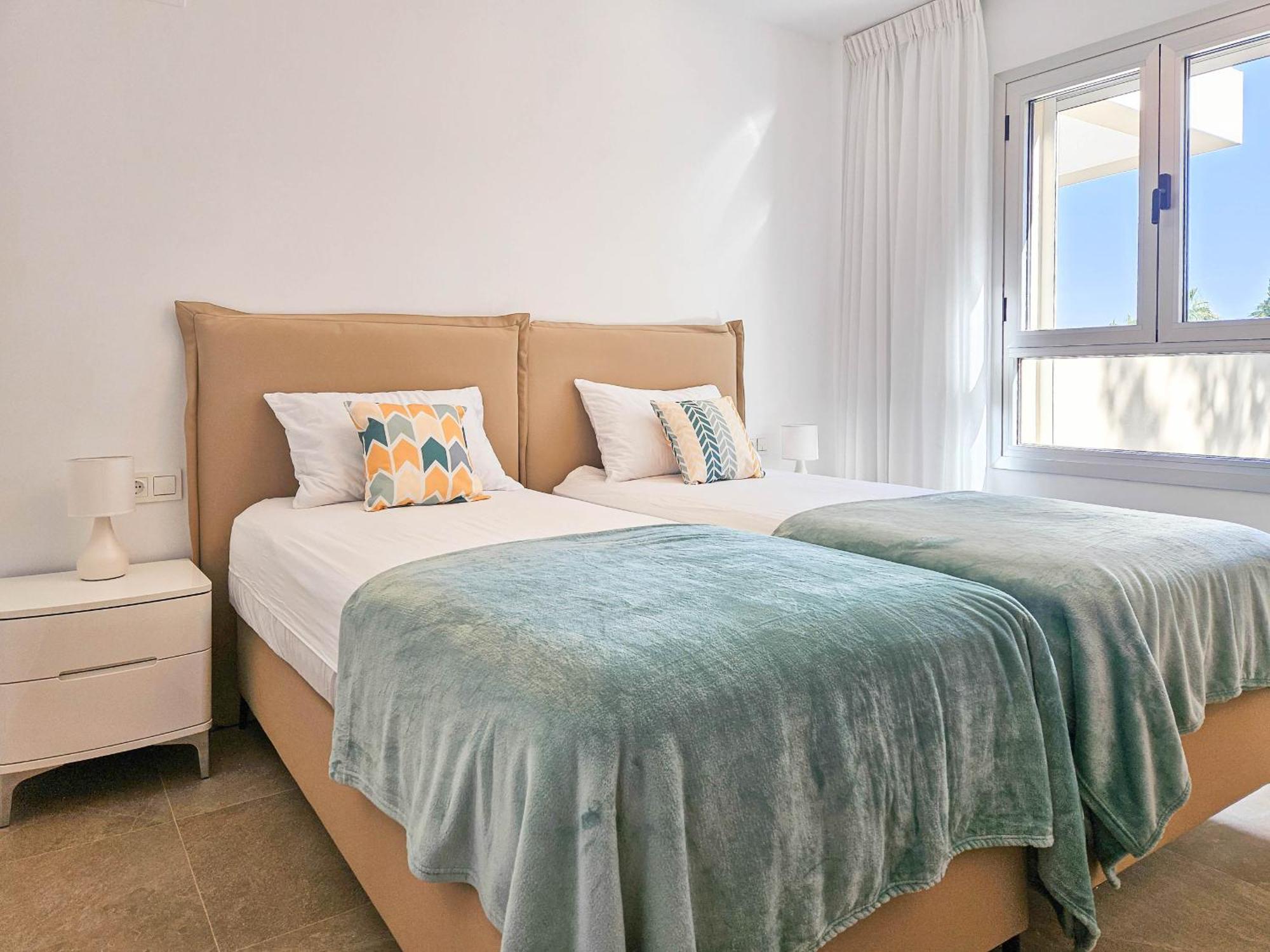 Two Bedroom In Sunny Golf, Apartment *
