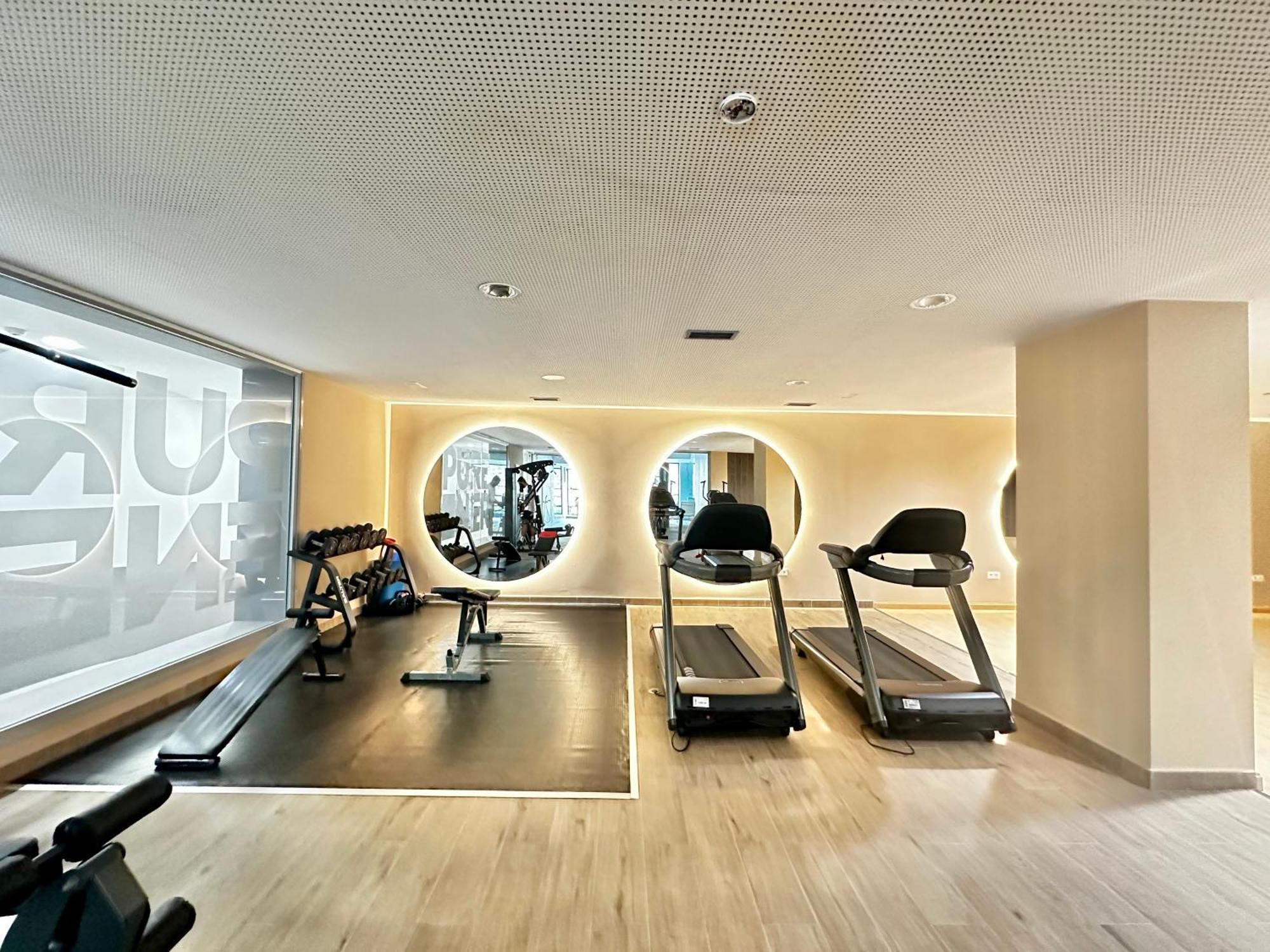 Apartment Oasis 325, Estepona