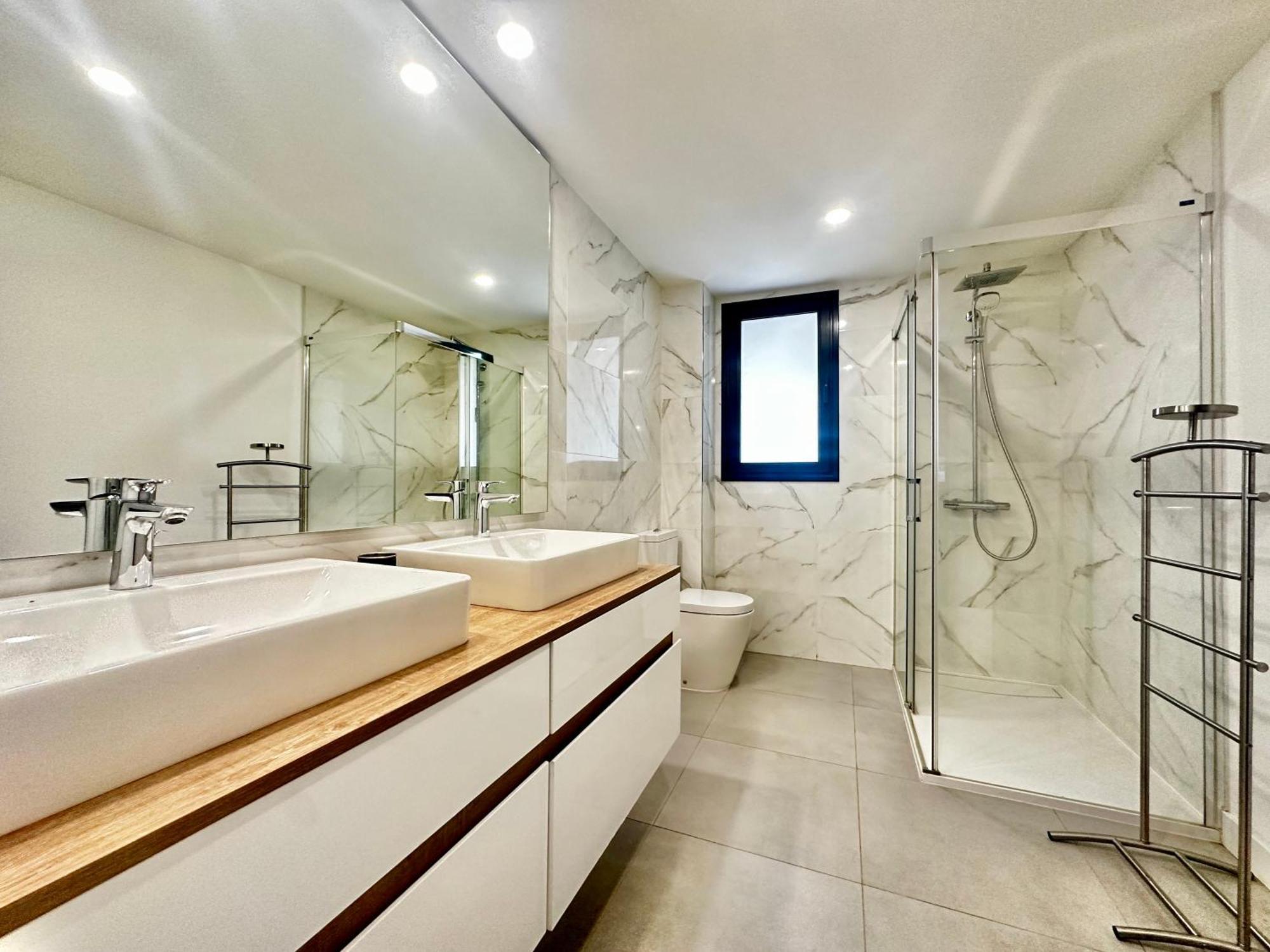 Oasis 325,