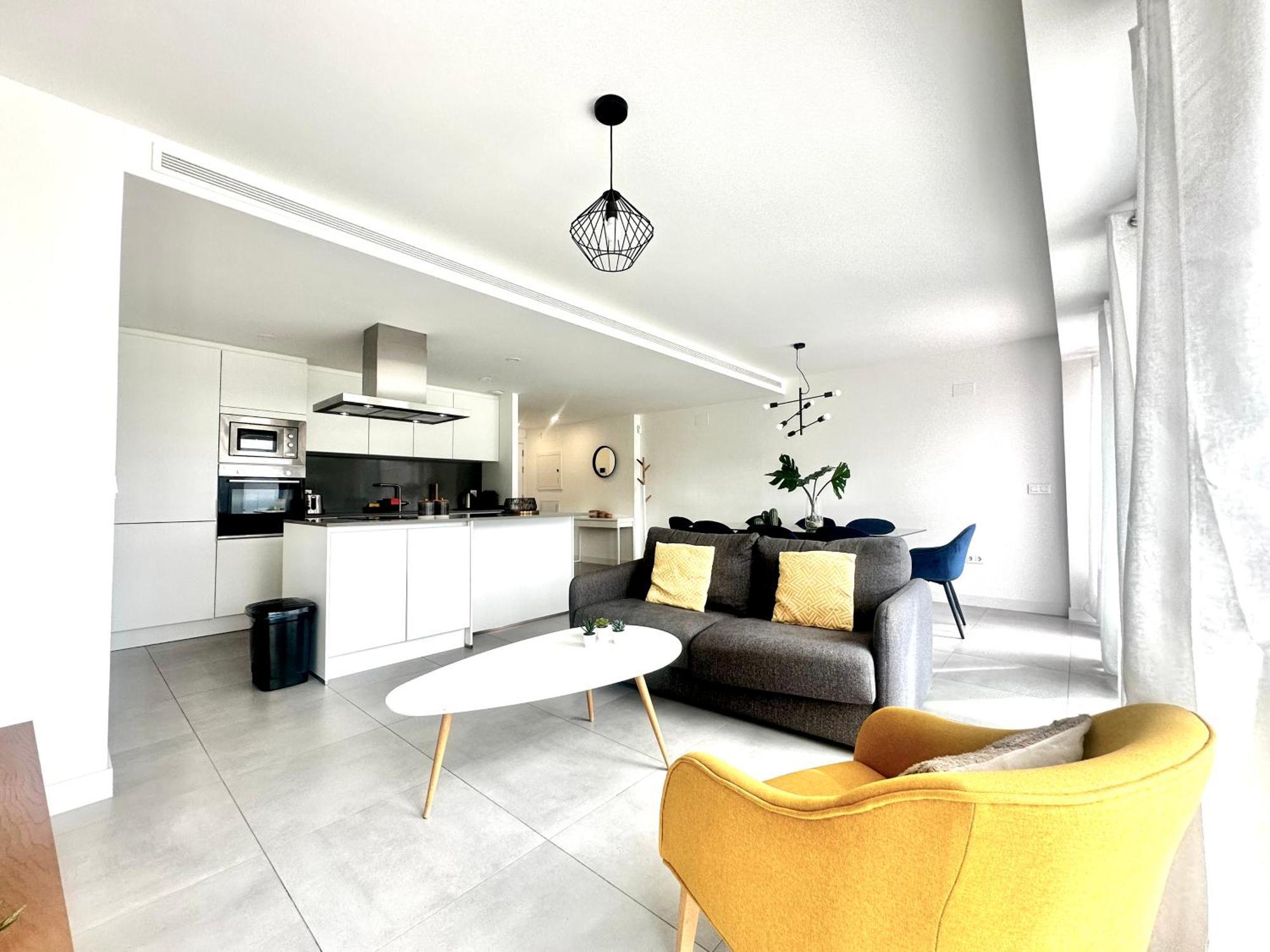 Oasis 325, *