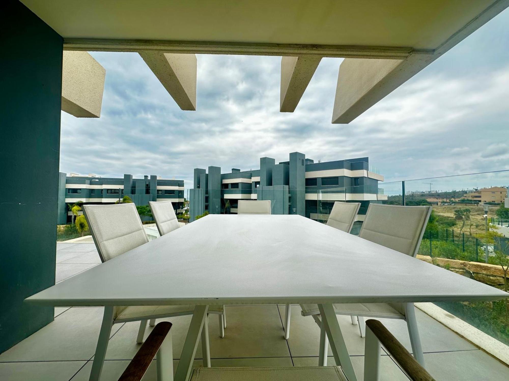Apartment Oasis 325, *