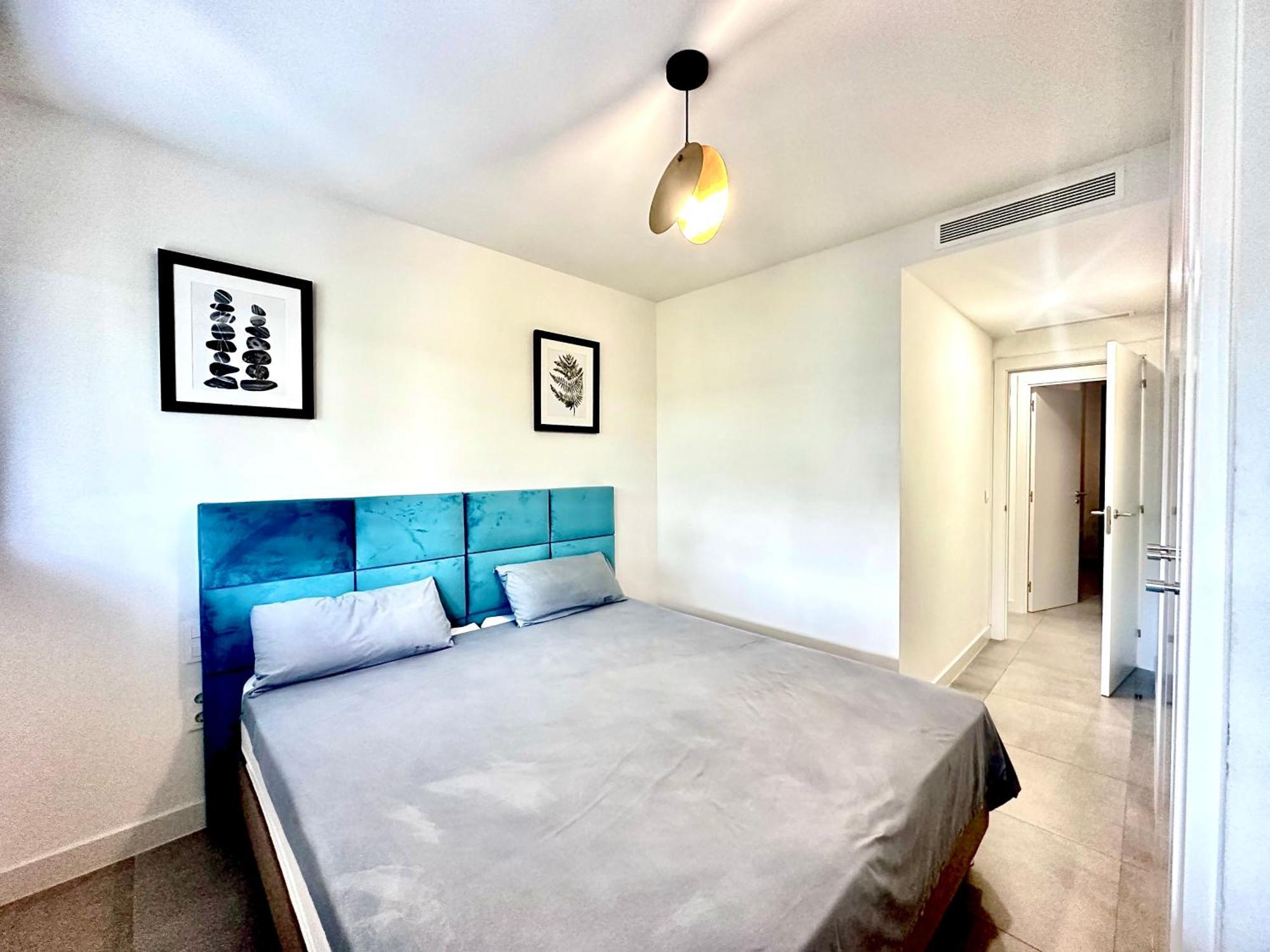 Oasis 325,