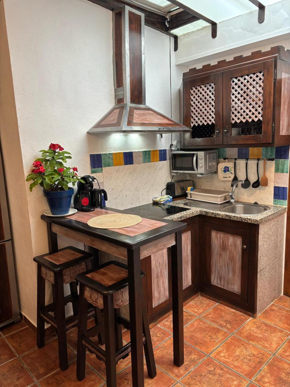 Apto Centro Historico Medieval Apartment Estepona
