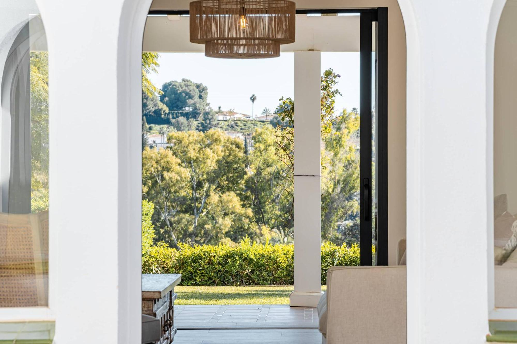 Villa Capricho Front Golf Pool Views *
